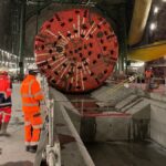 iki-ulke-arasindaki-dagi-ortadan-deldiler-haritayi-yeniden-degistirecek-proje-ewO9kSqb