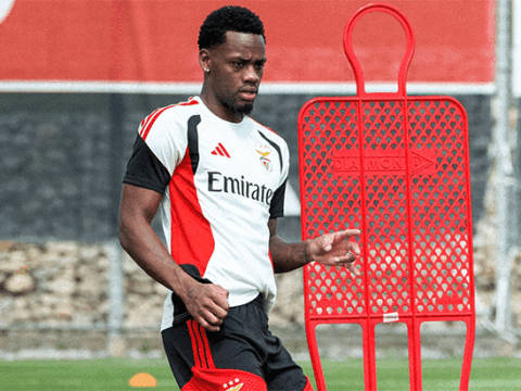 Jhon duranin benfica kariyeri sovla basladi 2 dakikada 2 gole katki NY25xEgs